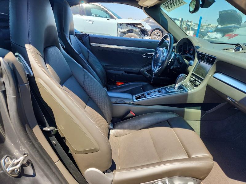 60986006 :رقم المزاد ، WP0CB2A97FS154198 vin ، 2015 Porsche 911 مزاد بيع