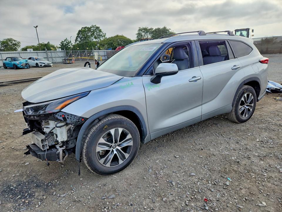 Aukcja sprzedaży 2022 Toyota Highlander Hybrid, vin: 5TDHARAH1NS513397, numer aukcji: 62722066