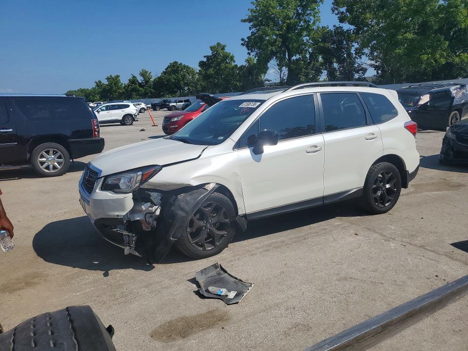 2018 Subaru Forester მანქანა იყიდება აუქციონზე, vin: JF2SJAGC5JH566977, აუქციონის ნომერი: 61586136