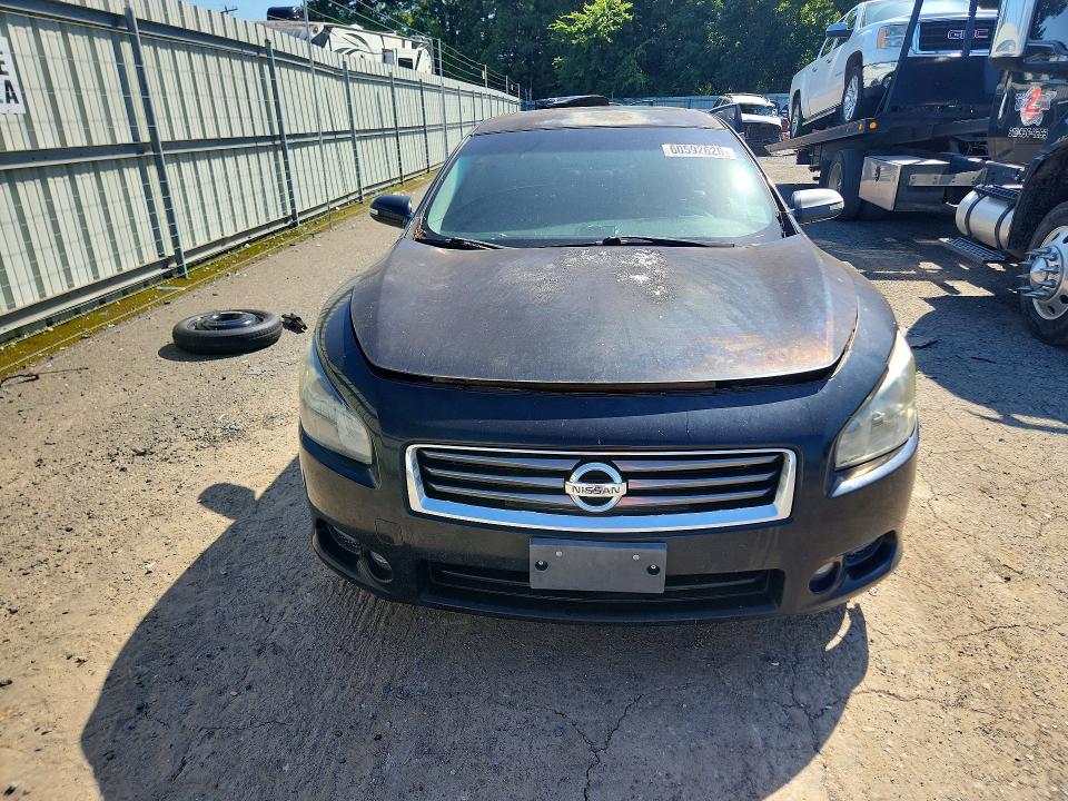 60592626 :رقم المزاد ، 1N4AA5AP1CC818047 vin ، 2012 Nissan Maxima مزاد بيع