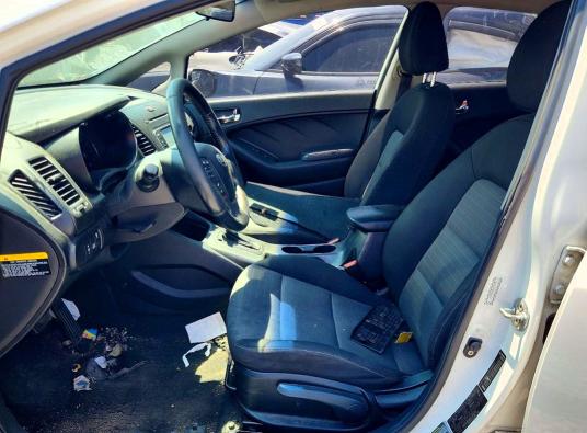 60761476 :رقم المزاد ، KNAFX4A85E5115573 vin ، 2014 Kia Forte مزاد بيع