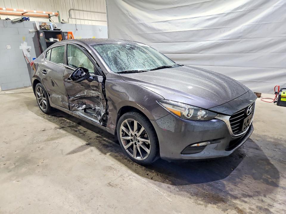 Aukcja sprzedaży 2018 Mazda 3, vin: 3MZBN1V33JM239024, numer aukcji: 61993536
