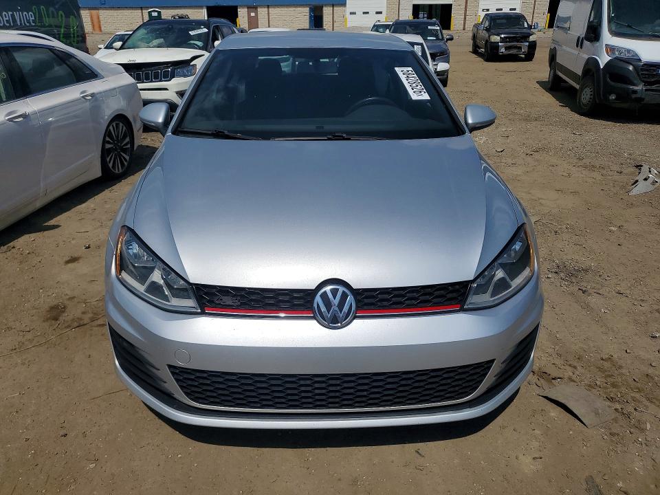 58428526 :رقم المزاد ، 3VWY47AU0FM081912 vin ، 2015 Volkswagen Gti مزاد بيع