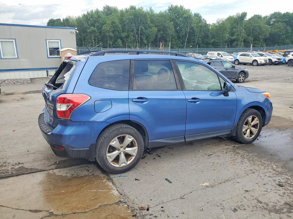 60166176 :رقم المزاد ، JF2SJADC6FH820238 vin ، 2015 Subaru Forester مزاد بيع