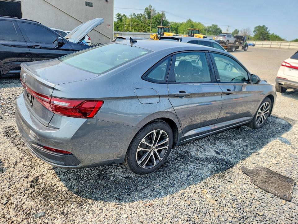 Auction sale of the 2025 Volkswagen Jetta, vin: 3VWBX7BU2SM064390, lot number: 60760116