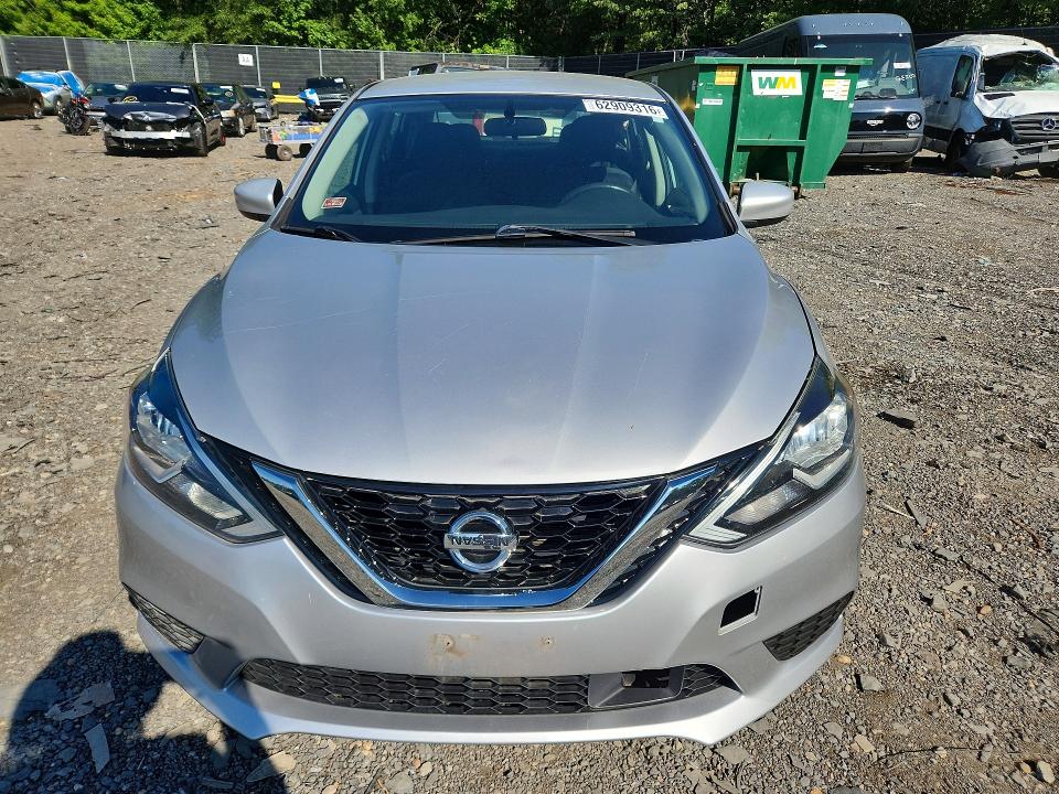 2017 Nissan Sentra მანქანა იყიდება აუქციონზე, vin: 3N1AB7AP8HL684946, აუქციონის ნომერი: 62909316