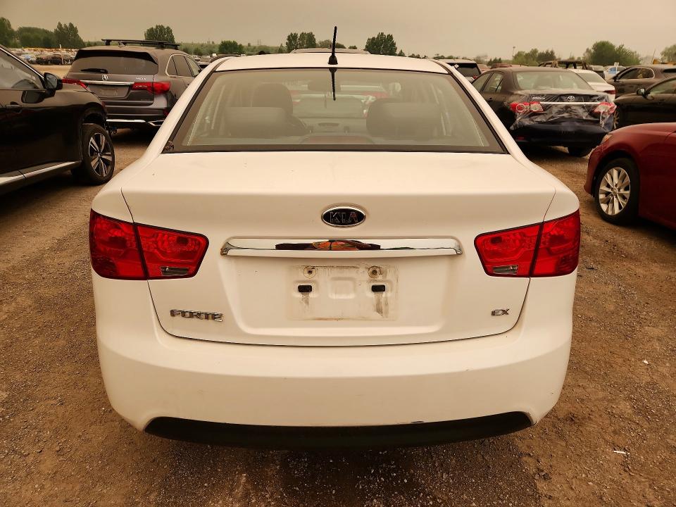 2011 Kia Forte მანქანა იყიდება აუქციონზე, vin: KNAFU4A23B5320776, აუქციონის ნომერი: 58413446