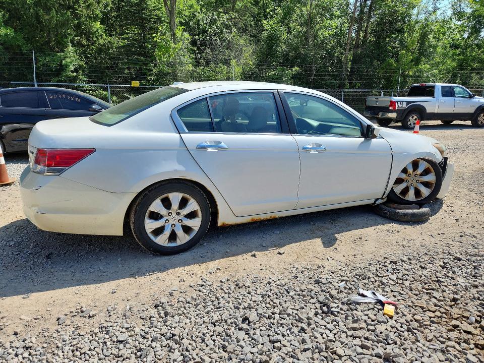 60888396 :رقم المزاد ، 5KBCP3F89AB014037 vin ، 2010 Honda Accord مزاد بيع