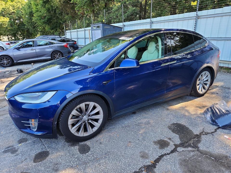 Aukcja sprzedaży 2017 Tesla Model X, vin: 5YJXCBE2XHF077371, numer aukcji: 61357976