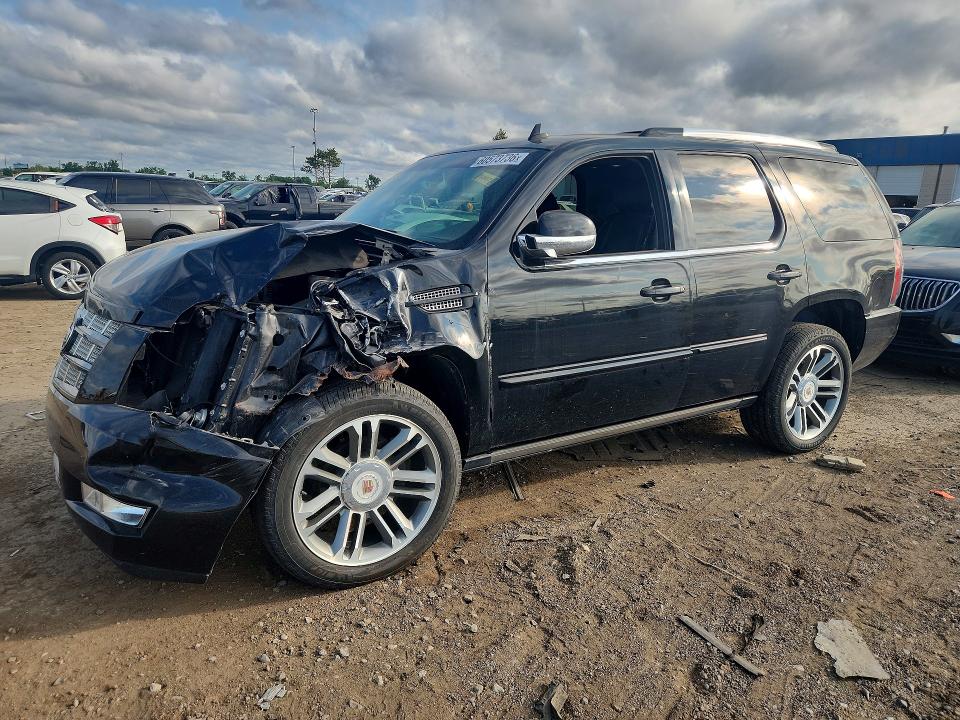 2012 Cadillac Escalade მანქანა იყიდება აუქციონზე, vin: 1GYS4CEF1CR292117, აუქციონის ნომერი: 60573736