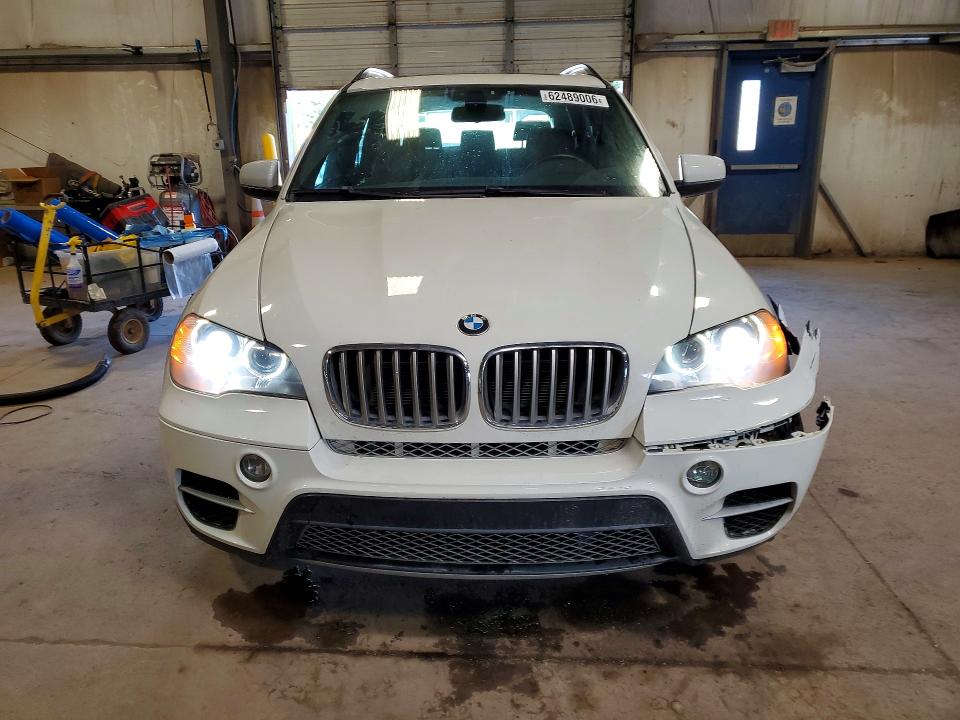 Продажа на аукционе авто 2013 Bmw X5, vin: 5UXZV8C5XD0C17383, номер лота: 62489006