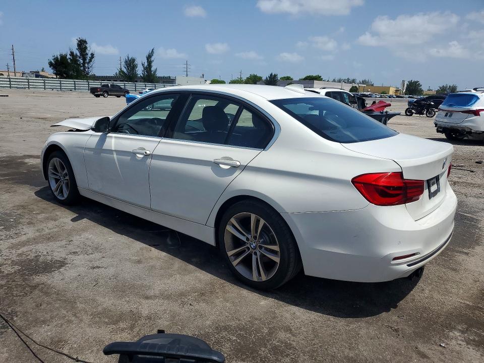 2017 Bmw 330 მანქანა იყიდება აუქციონზე, vin: WBA8B9C37HK885981, აუქციონის ნომერი: 60462946