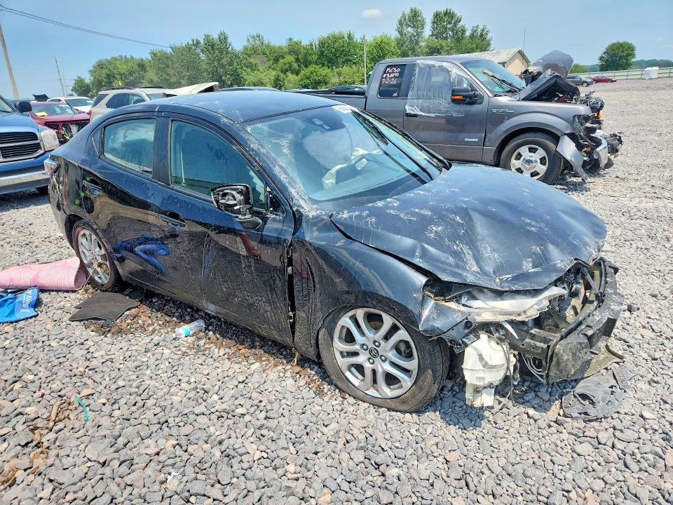 Продажа на аукционе авто 2017 Toyota Yaris Ia, vin: 3MYDLBYV0HY167336, номер лота: 60697796