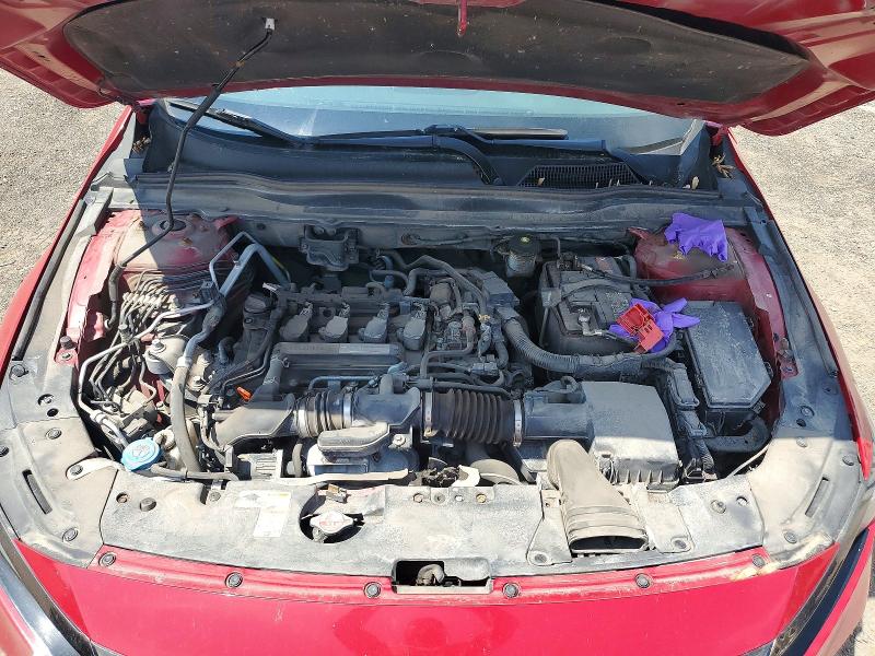 58806526 :رقم المزاد ، 1HGCV1E30JA801676 vin ، 2018 Honda Accord مزاد بيع