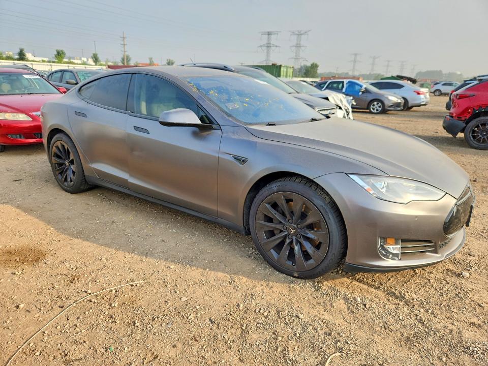 2015 Tesla Model S მანქანა იყიდება აუქციონზე, vin: 5YJSA1S19FF080328, აუქციონის ნომერი: 59797226