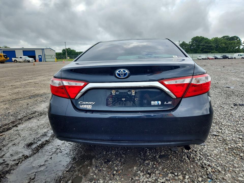 2015 Toyota Camry Hybrid მანქანა იყიდება აუქციონზე, vin: 4T1BD1FK9FU145675, აუქციონის ნომერი: 60812336
