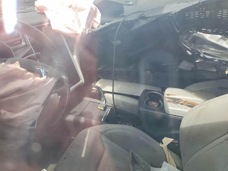 Продажа на аукционе авто 2015 Tesla Model S, vin: 5YJSA1E20FF106612, номер лота: 63387426