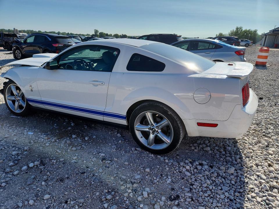 62232726 :رقم المزاد ، 1ZVFT80N975359045 vin ، 2007 Ford Mustang مزاد بيع