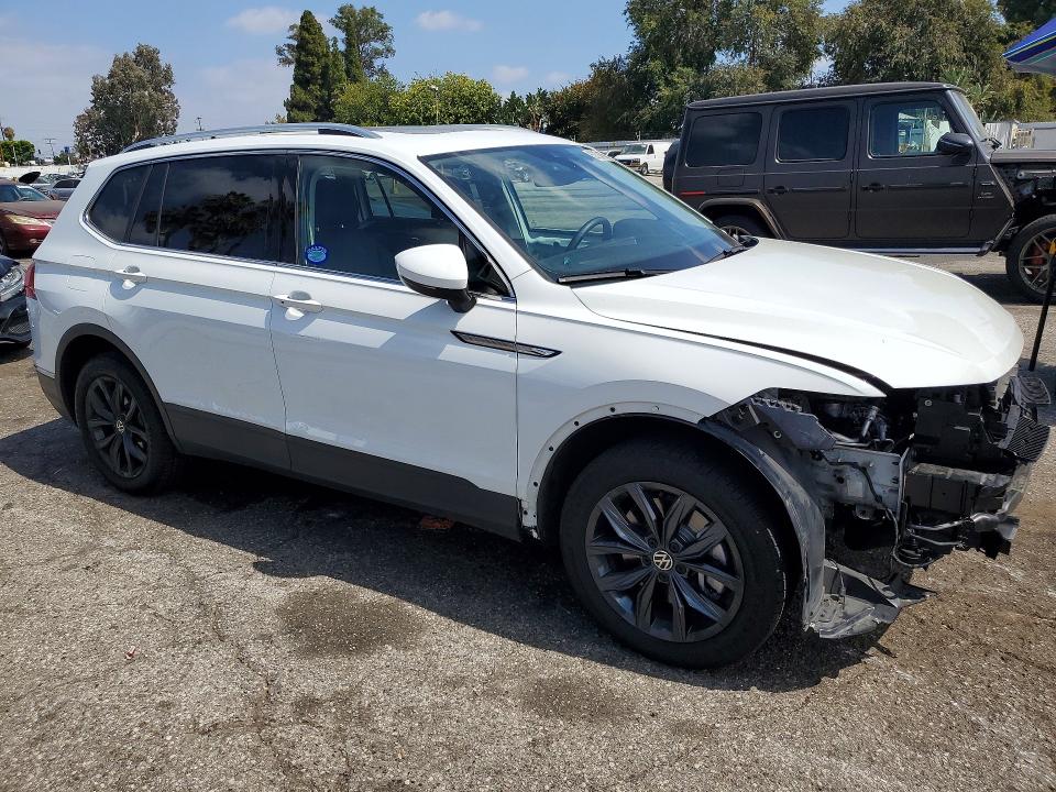 2024 Volkswagen Tiguan მანქანა იყიდება აუქციონზე, vin: 3VVNB7AX1RM157696, აუქციონის ნომერი: 59104176