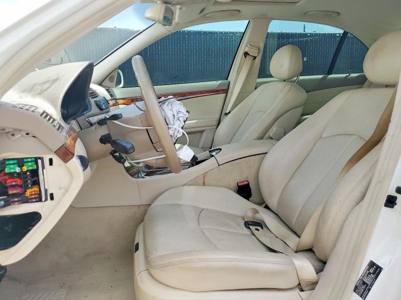 60997906 :رقم المزاد ، WDBUF65J53X110492 vin ، 2003 Mercedes-benz E مزاد بيع