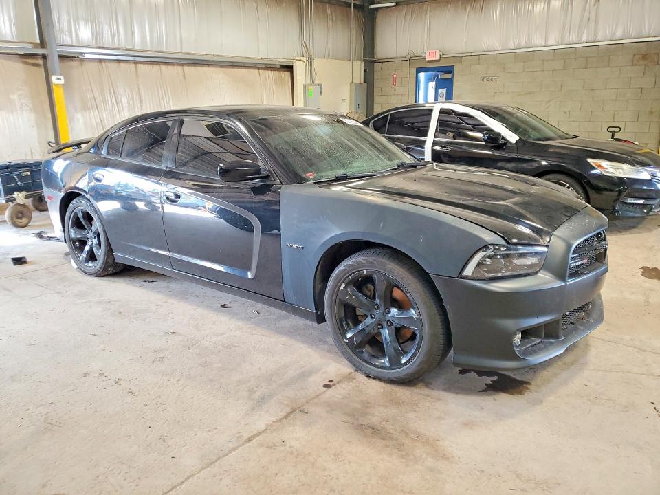 62125046 :رقم المزاد ، 2C3CDXCT2DH696060 vin ، 2013 Dodge Charger مزاد بيع