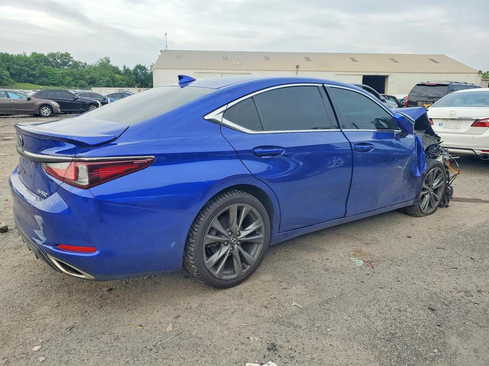 60580216 :رقم المزاد ، 58ABZ1B14KU047574 vin ، 2019 Lexus Es مزاد بيع