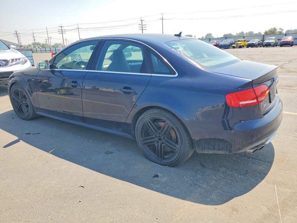 2010 Audi S4 მანქანა იყიდება აუქციონზე, vin: WAUBGAFLXAA072442, აუქციონის ნომერი: 62815396
