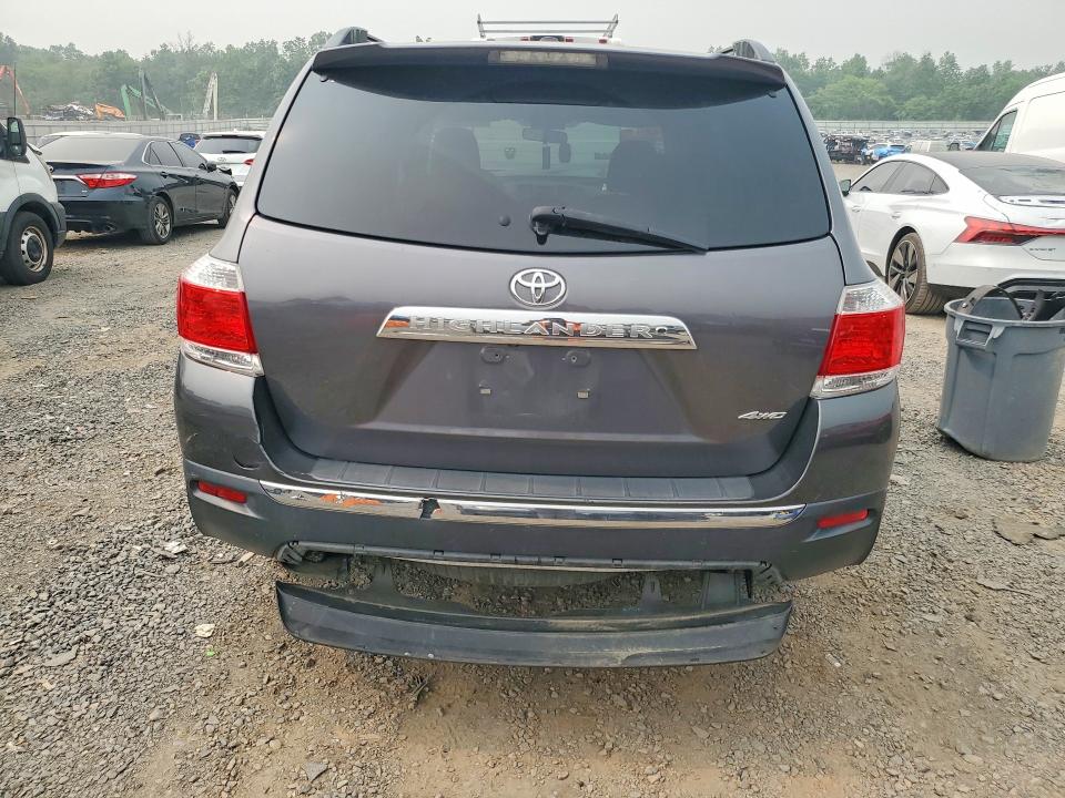2011 Toyota Highlander მანქანა იყიდება აუქციონზე, vin: 5TDBK3EH5BS056633, აუქციონის ნომერი: 61568096