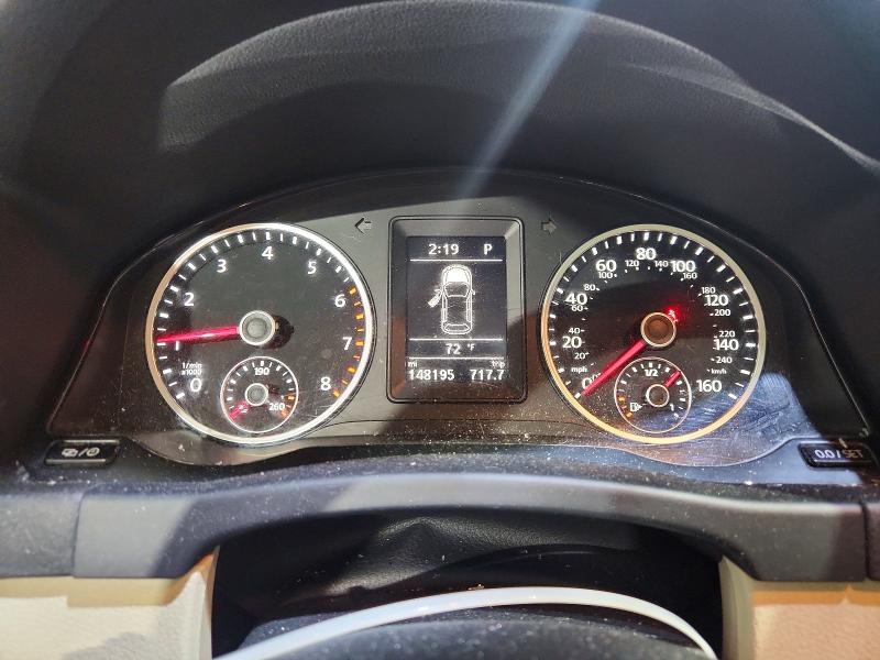 61937986 :رقم المزاد ، WVGSV7AX0HK012479 vin ، 2017 Volkswagen Tiguan مزاد بيع