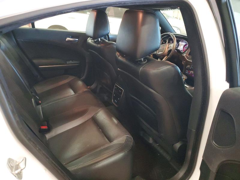 61597886 :رقم المزاد ، 2C3CDXJGXFH760127 vin ، 2015 Dodge Charger مزاد بيع