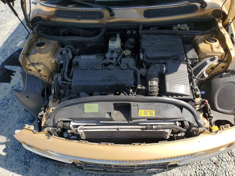 2004 Mini Cooper მანქანა იყიდება აუქციონზე, vin: WMWRC334X4TJ53338, აუქციონის ნომერი: 61347116