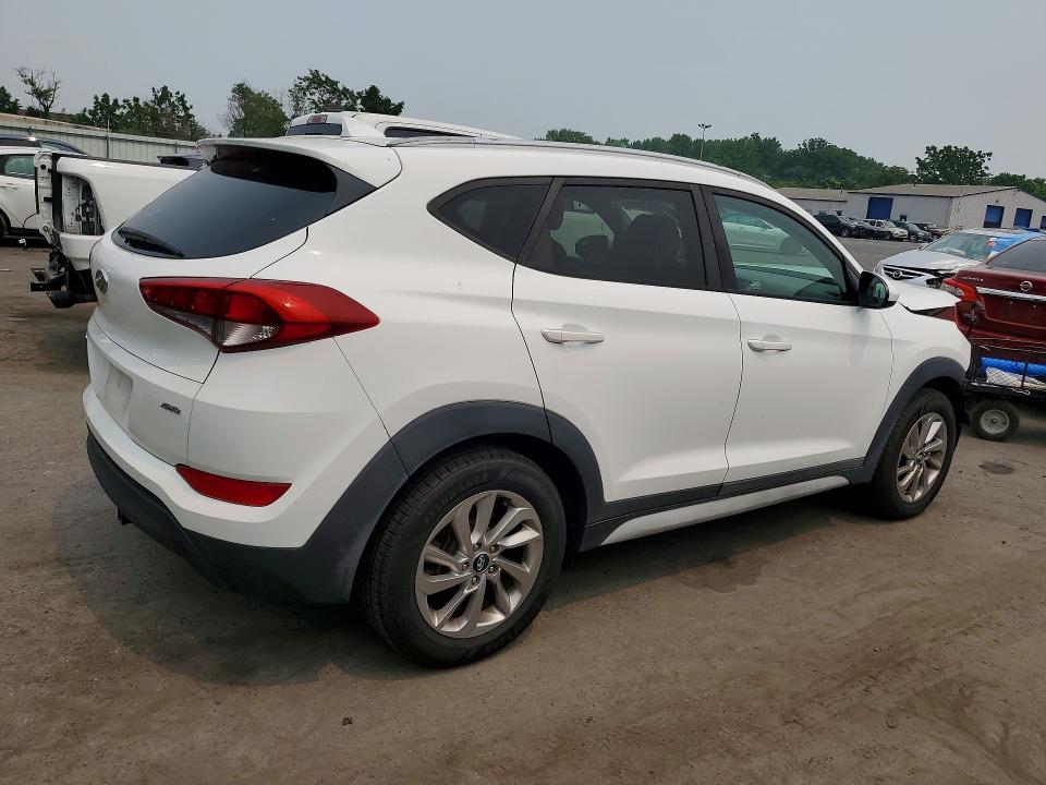 Продаж на аукціоні авто 2018 Hyundai Tucson, vin: KM8J3CA48JU673820, номер лоту: 61538886