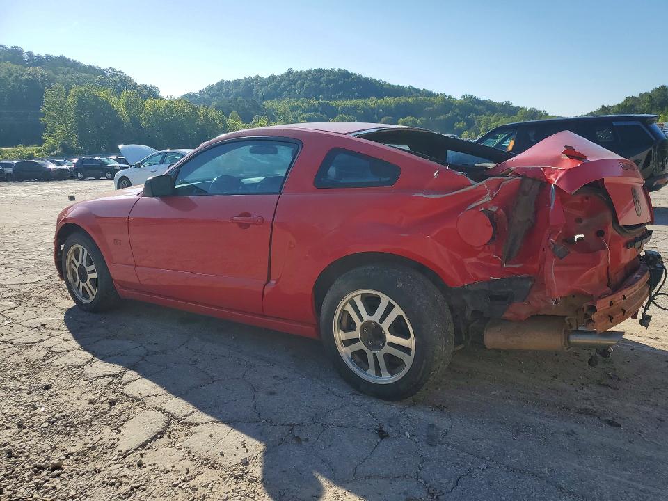 2005 Ford Mustang მანქანა იყიდება აუქციონზე, vin: 1ZVFT82H555103781, აუქციონის ნომერი: 62055916
