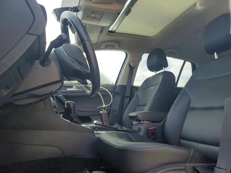61701296 :رقم المزاد ، 3VWG57AU1MM001006 vin ، 2021 Volkswagen Golf مزاد بيع