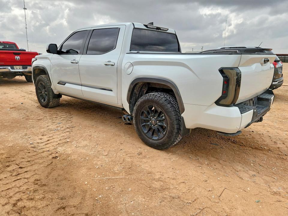 Продаж на аукціоні авто 2025 Toyota Tundra, vin: 5TFMC5DB8SX100634, номер лоту: 60851586