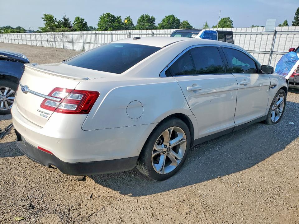 60781176 :رقم المزاد ، 1FAHP2J89JG134096 vin ، 2018 Ford Taurus مزاد بيع