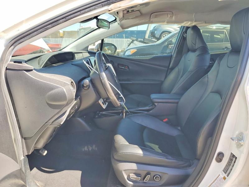 62643116 :رقم المزاد ، JTDKARFP2H3053212 vin ، 2017 Toyota Prius Prime مزاد بيع