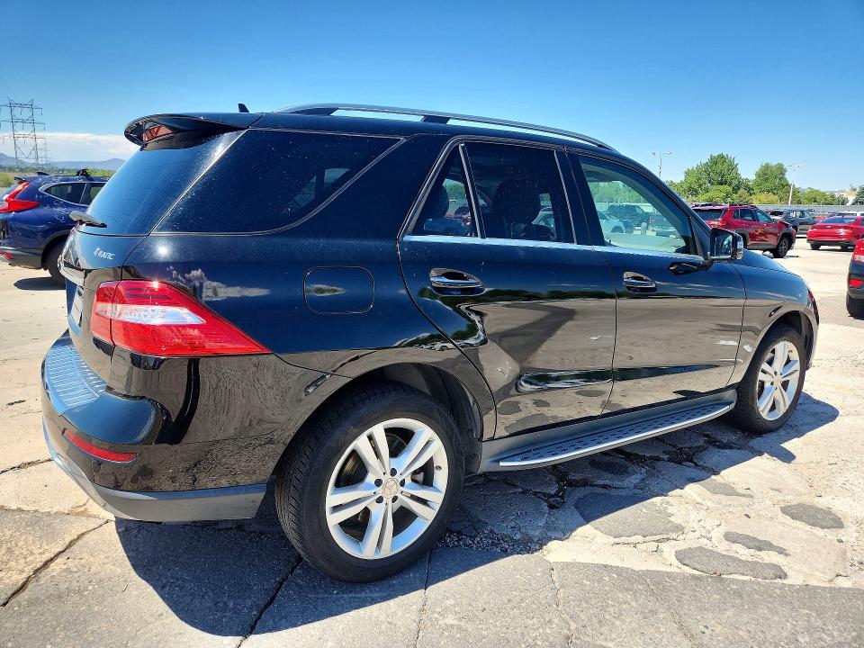 60635836 :رقم المزاد ، 4JGDA5HB7CA061454 vin ، 2012 Mercedes-benz Ml مزاد بيع