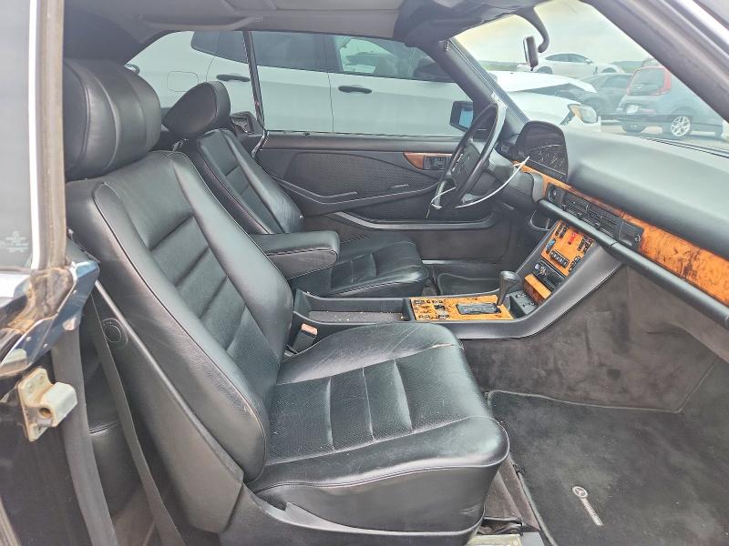 62509786 :رقم المزاد ، WDBCA45D0HA337768 vin ، 1987 Mercedes-benz 560 مزاد بيع