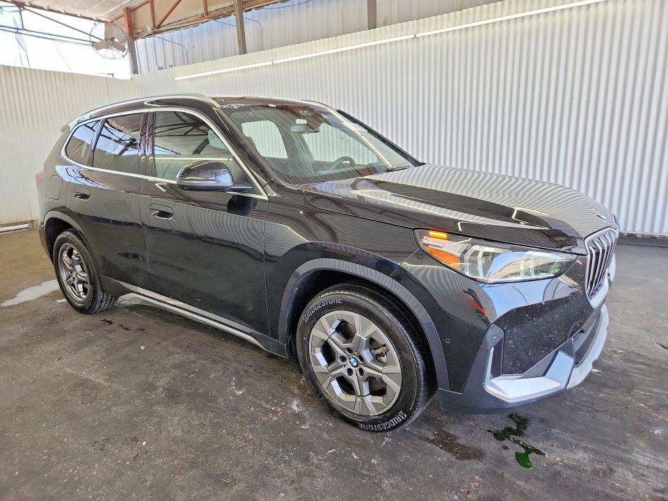 60828736 :رقم المزاد ، WBX73EF06T5602793 vin ، 2026 Bmw X1 مزاد بيع