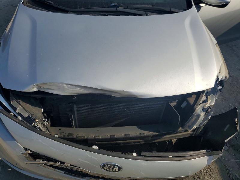59581686 :رقم المزاد ، 3KPFK4A72HE029378 vin ، 2017 Kia Forte مزاد بيع