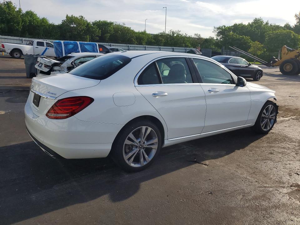 2018 Mercedes-benz C მანქანა იყიდება აუქციონზე, vin: 55SWF4KBXJU281532, აუქციონის ნომერი: 62984886