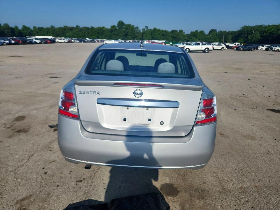 59614626 :رقم المزاد ، 3N1AB6AP1BL711597 vin ، 2011 Nissan Sentra مزاد بيع