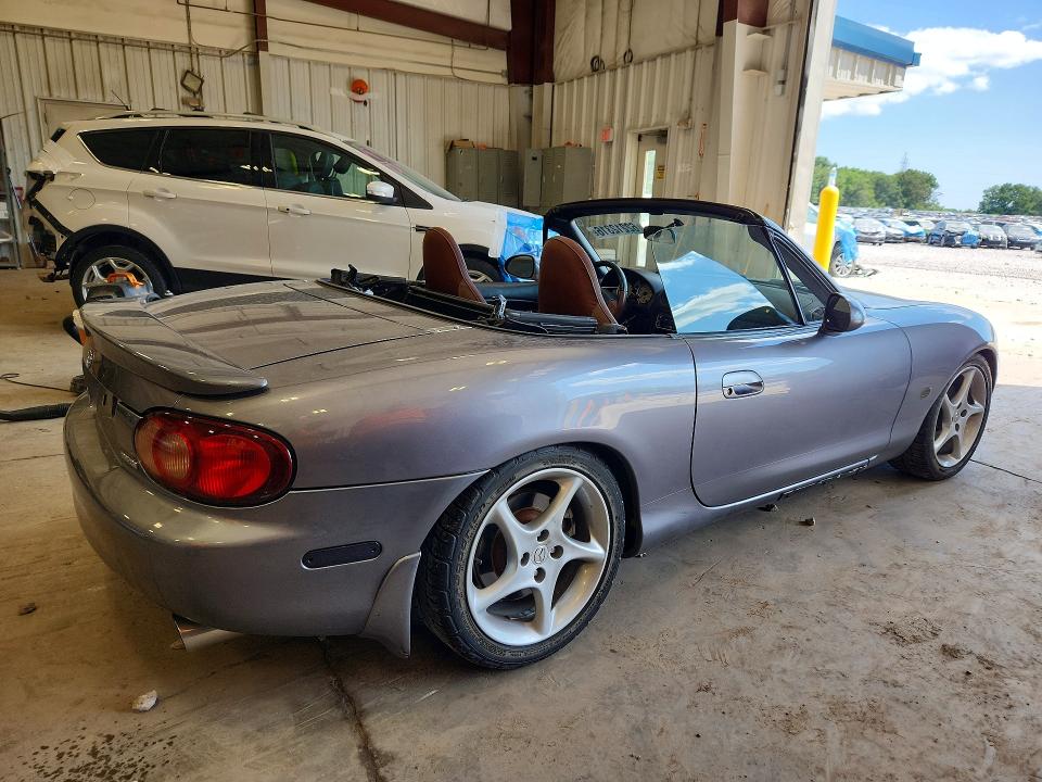 Продаж на аукціоні авто 2002 Mazda Mx-5 Miata, vin: JM1NB353320224502, номер лоту: 62212316