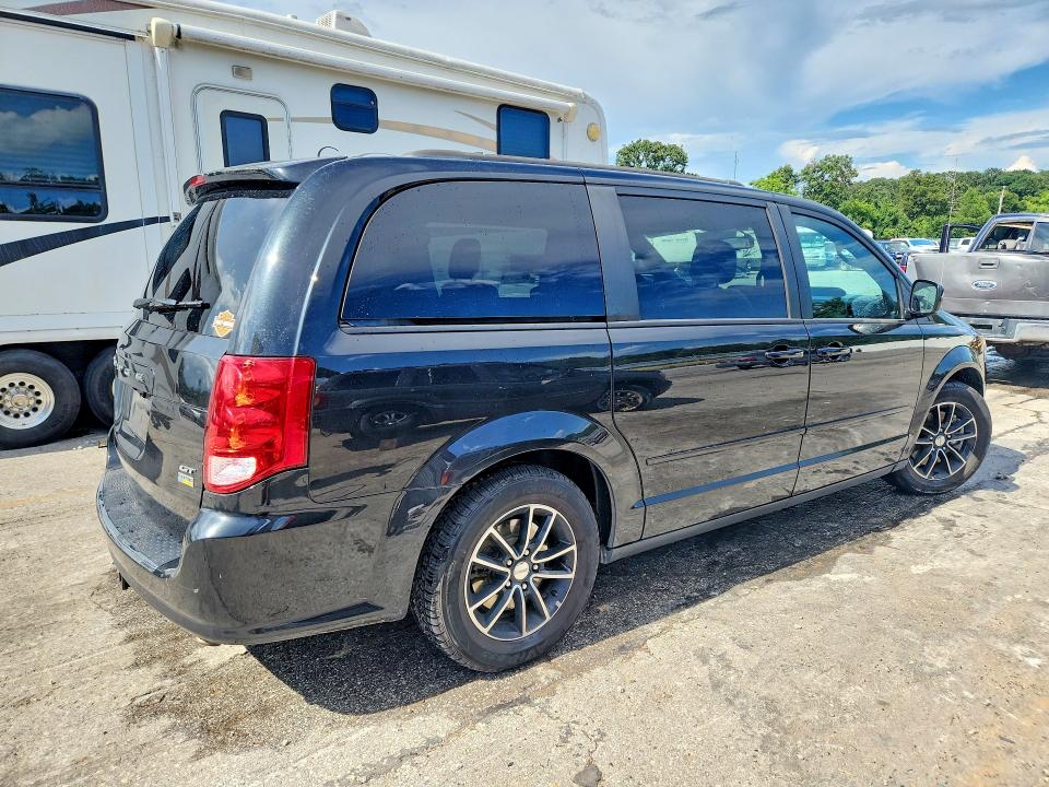 61717866 :رقم المزاد ، 2C4RDGEG3HR798666 vin ، 2017 Dodge Grand Caravan مزاد بيع