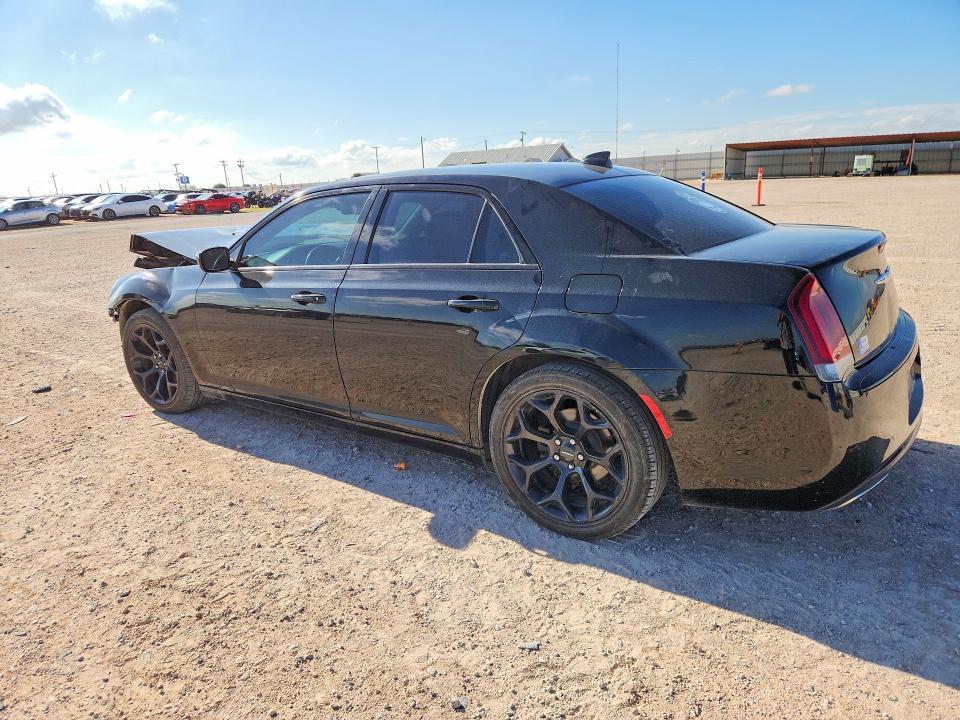 Продажа на аукционе авто 2019 Chrysler 300, vin: 2C3CCAAGXKH738767, номер лота: 61135826