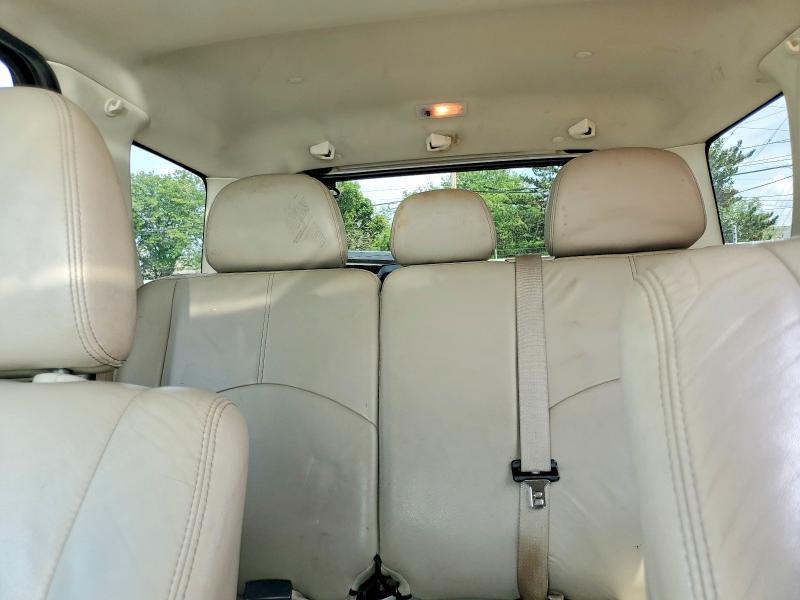 63407046 :رقم المزاد ، 4M2CN8B78AKJ26257 vin ، 2010 Mercury Mariner مزاد بيع