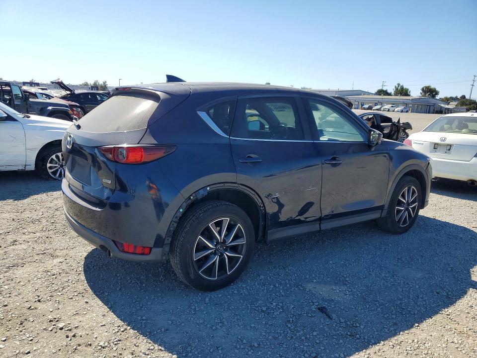 2018 Mazda Cx-5 მანქანა იყიდება აუქციონზე, vin: JM3KFACM2J0337855, აუქციონის ნომერი: 61968696