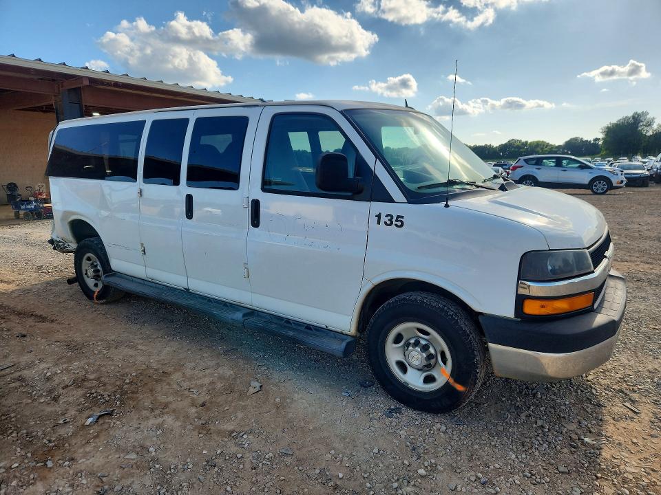 Продаж на аукціоні авто 2015 Chevrolet Express G3500, vin: 1GBZG1FF7F1232686, номер лоту: 61394786