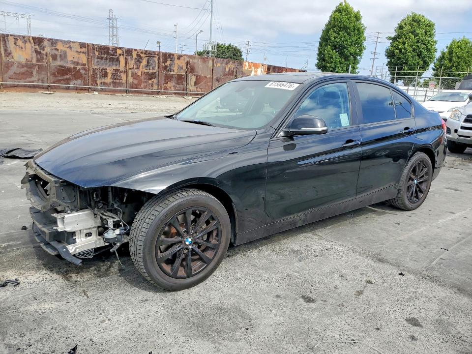 2017 Bmw 320 მანქანა იყიდება აუქციონზე, vin: WBA8E1G39HNU18885, აუქციონის ნომერი: 61586476